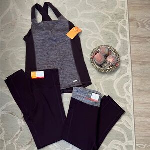 NWT🌷CHAMPION🌷Bundle burgundy duo dry sports bra, capris & regular pant set